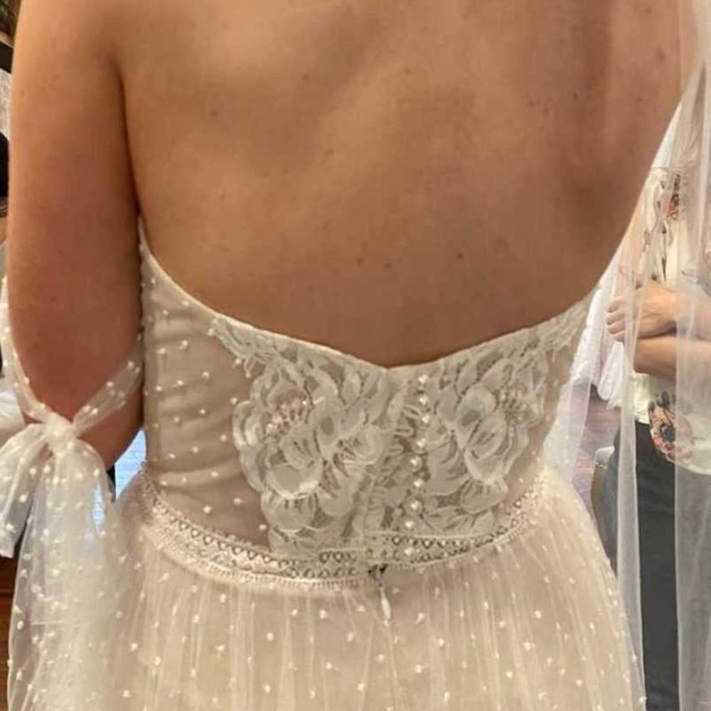 👰‍♀️ Flora Bridal -  Dannie Wedding Gown Dress - Picture 15 of 16